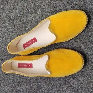 Vibi Venezia Mustard Yellow Ballet Flats